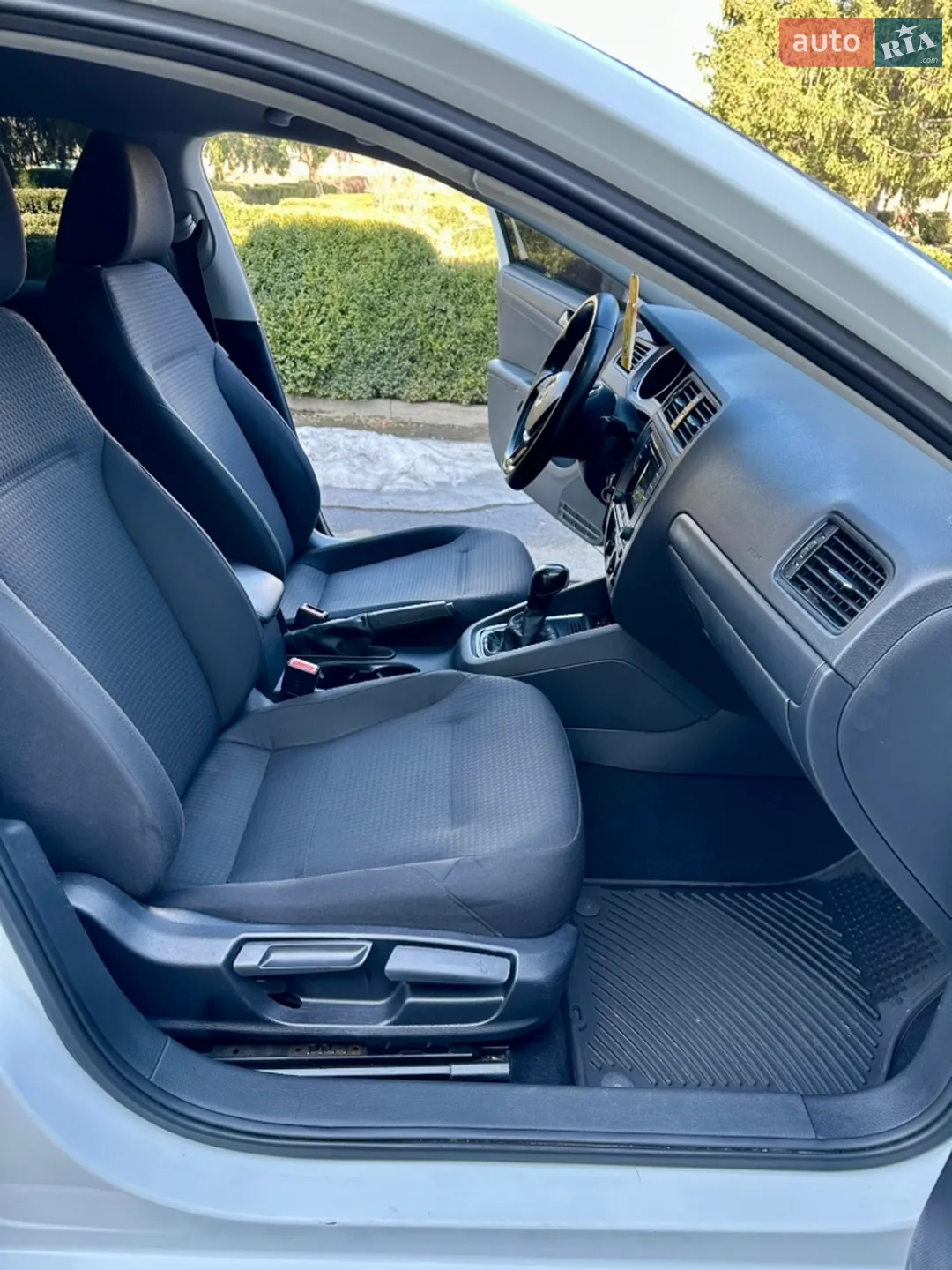2015 Volkswagen Jetta - мініатюра 35