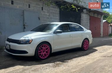 Седан Volkswagen Jetta 2013 в Кропивницком