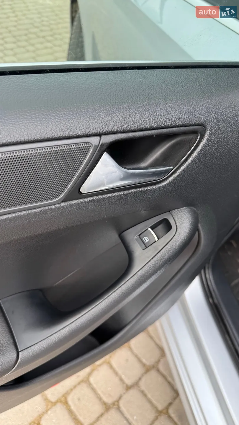 2015 Volkswagen Jetta - мініатюра 36