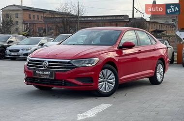 Седан Volkswagen Jetta 2019 в Львове