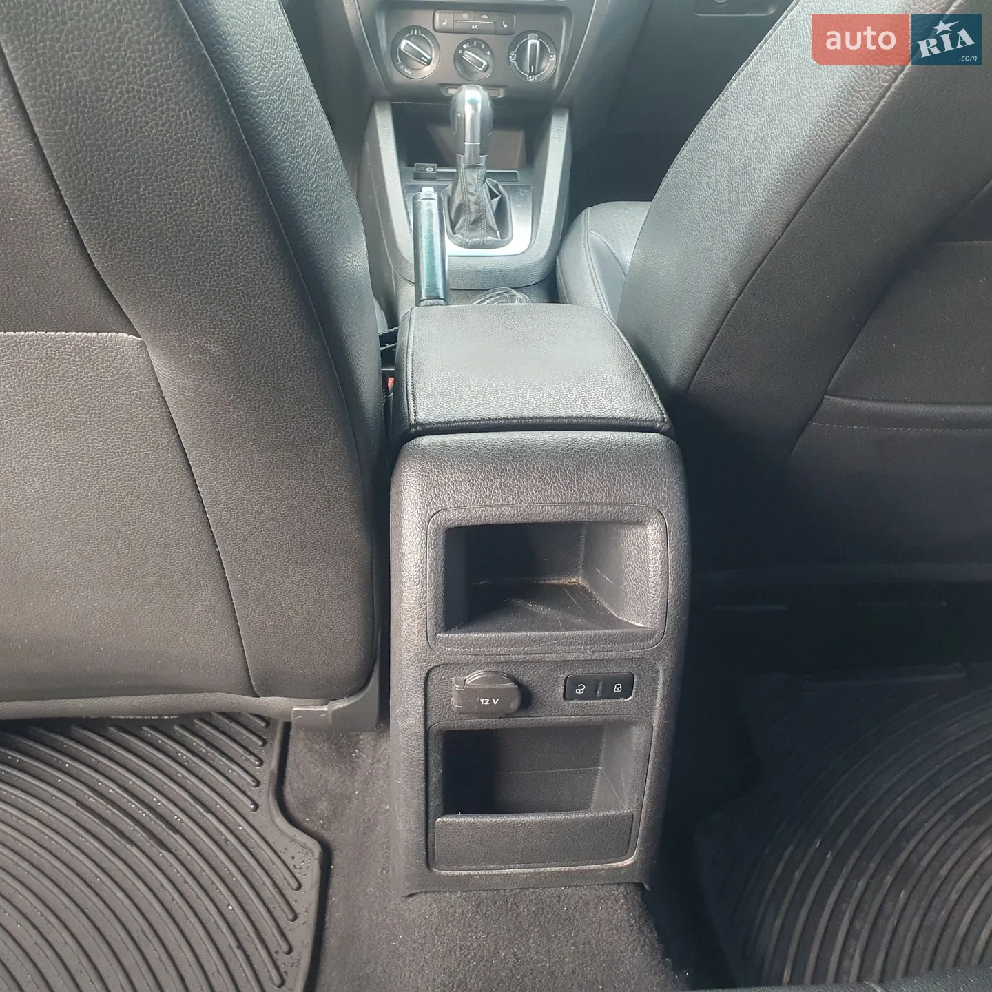 2012 Volkswagen Jetta - мініатюра 24