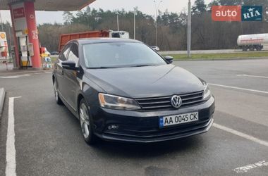 Седан Volkswagen Jetta 2016 в Києві