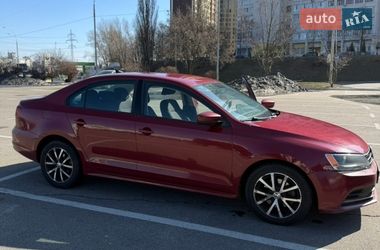 Седан Volkswagen Jetta 2016 в Киеве