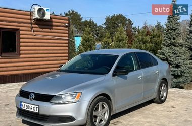 Седан Volkswagen Jetta 2011 в Святопетровское