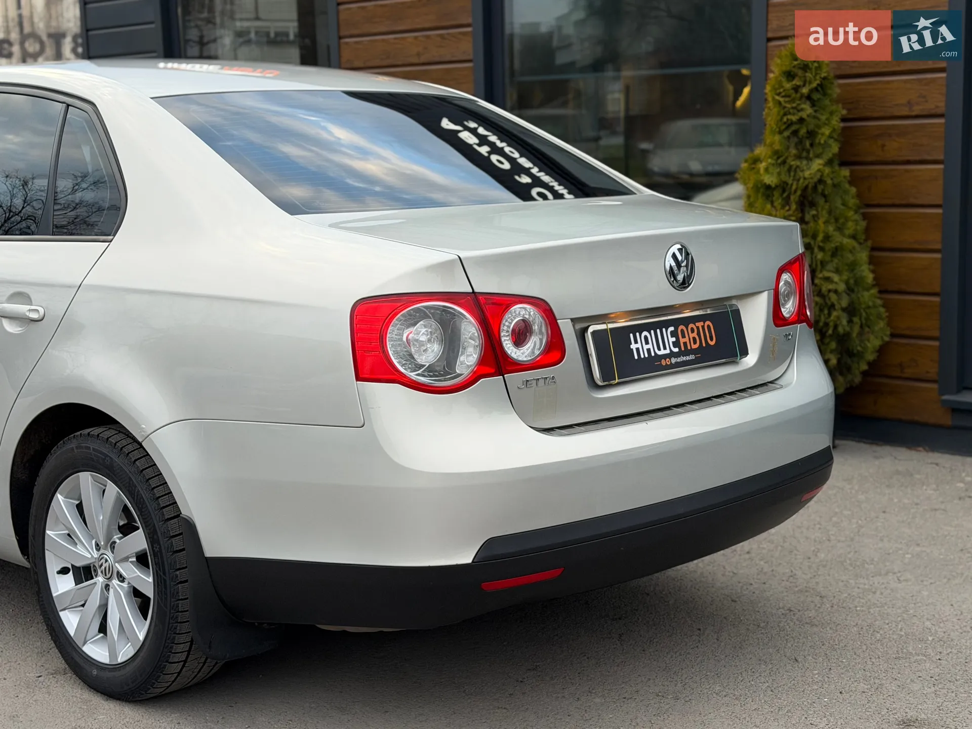 2010 Volkswagen Jetta - мініатюра 19