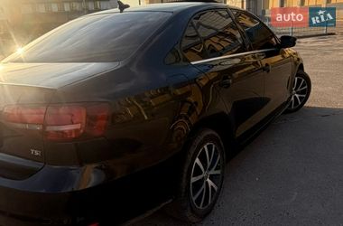 Седан Volkswagen Jetta 2016 в Сумах