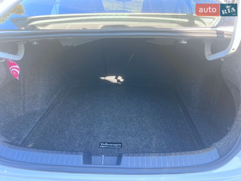 Седан Volkswagen Jetta 2018 в Талалаевке