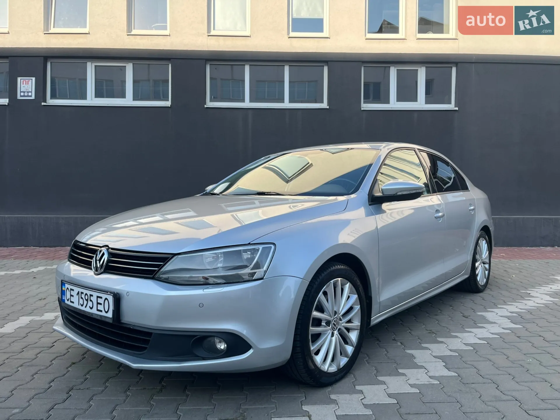 2013 Volkswagen Jetta - фото 1