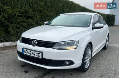 Седан Volkswagen Jetta 2012 в Виноградове