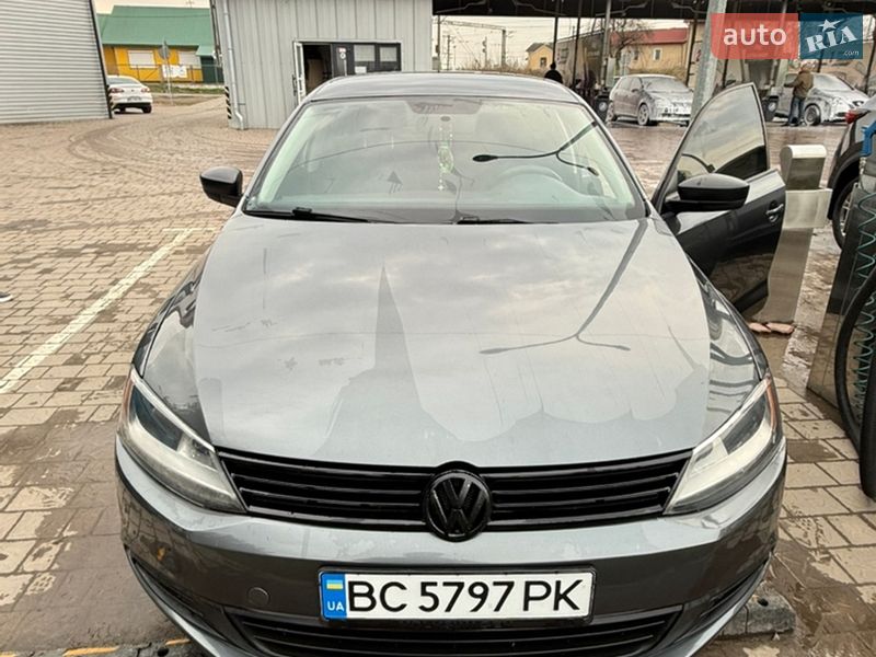 Volkswagen Jetta 2013