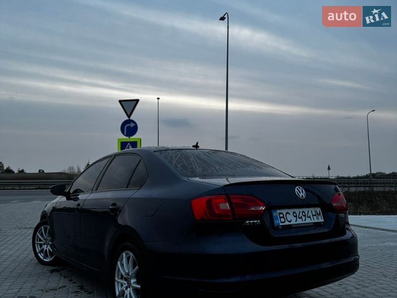 Volkswagen Jetta 2011