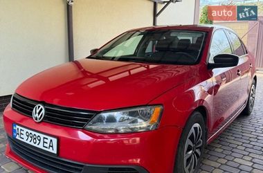 Седан Volkswagen Jetta 2014 в Дніпрі