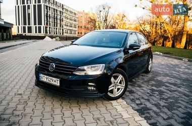 Седан Volkswagen Jetta 2016 в Ивано-Франковске