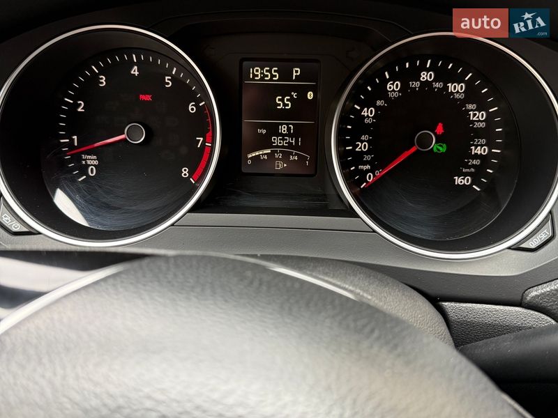 Седан Volkswagen Jetta 2014 в Ивано-Франковске