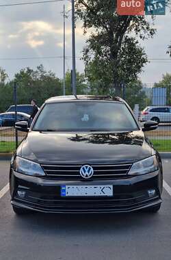 Седан Volkswagen Jetta 2015 в Киеве