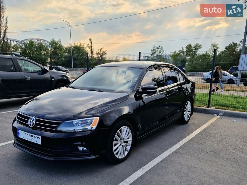 Седан Volkswagen Jetta 2015 в Киеве
