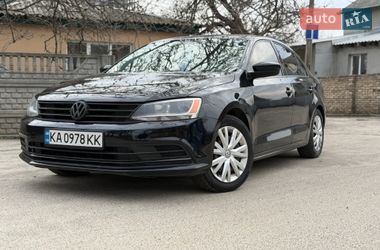 Седан Volkswagen Jetta 2015 в Киеве