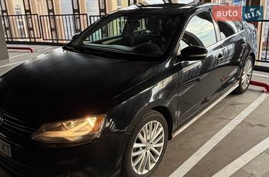 Седан Volkswagen Jetta 2011 в Харькове