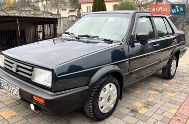 Седан Volkswagen Jetta 1985 в Чернівцях