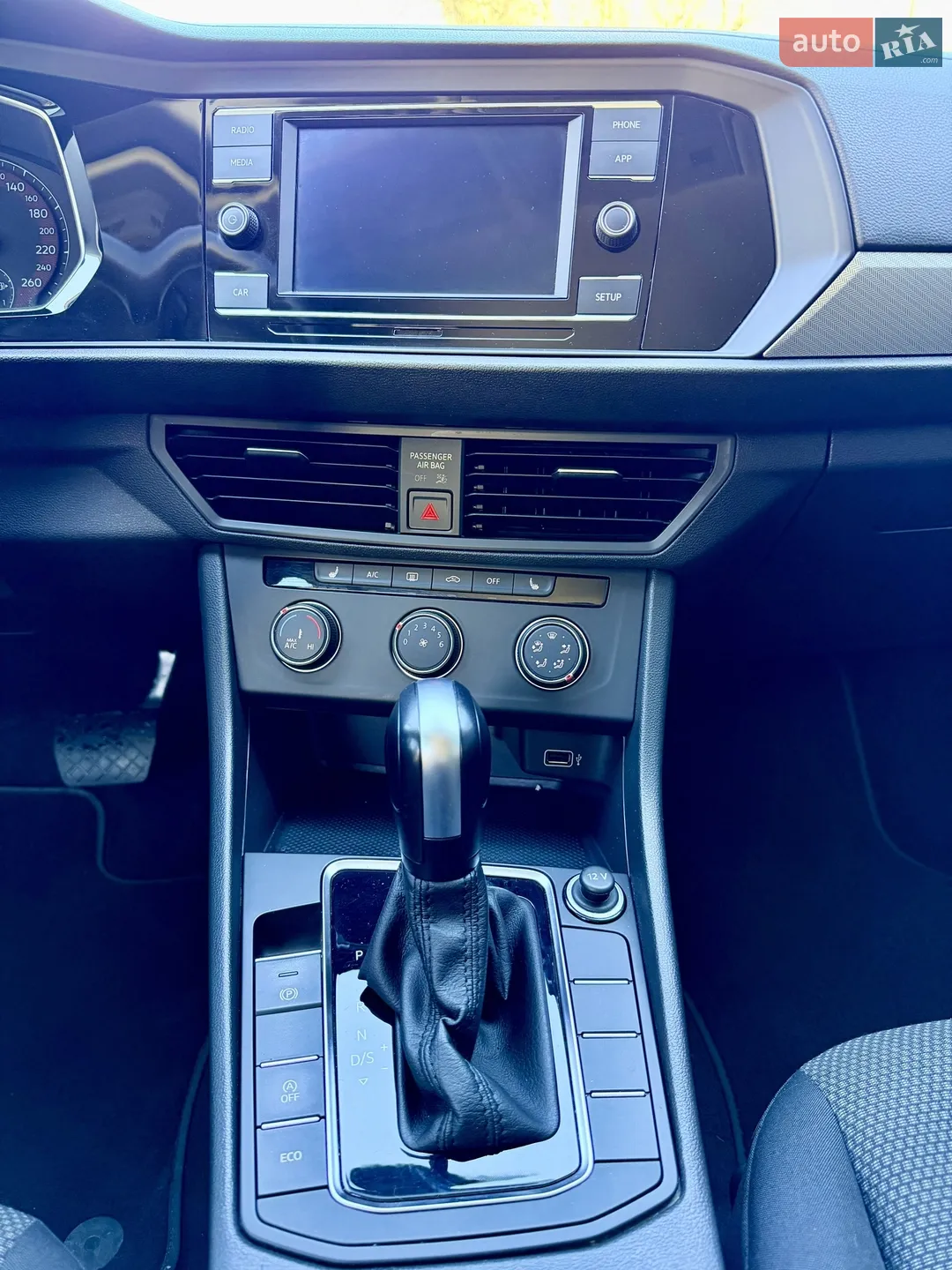 2018 Volkswagen Jetta - мініатюра 19