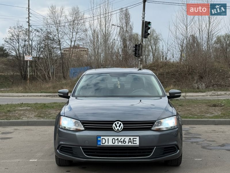 Седан Volkswagen Jetta 2013 в Киеве
