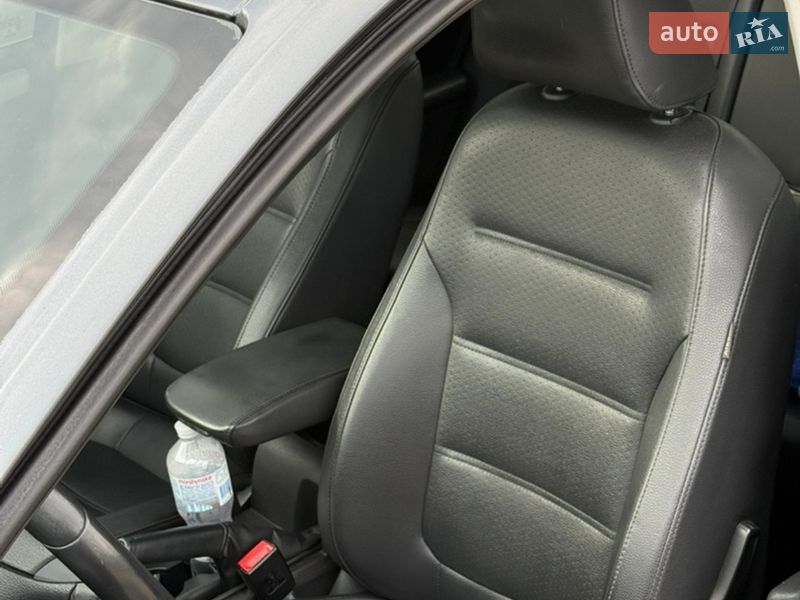 Седан Volkswagen Jetta 2013 в Киеве