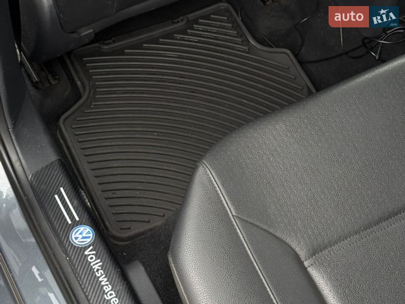 Седан Volkswagen Jetta 2013 в Киеве