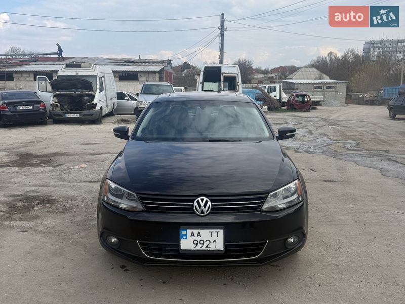 Volkswagen Jetta 2011