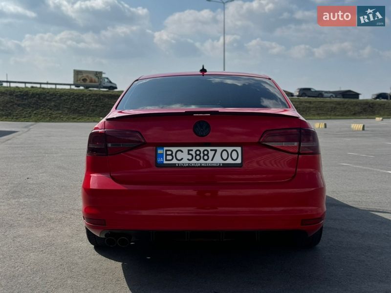 Седан Volkswagen Jetta 2014 в Львове