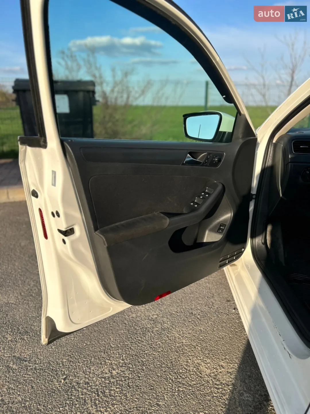 2011 Volkswagen Jetta - мініатюра 16