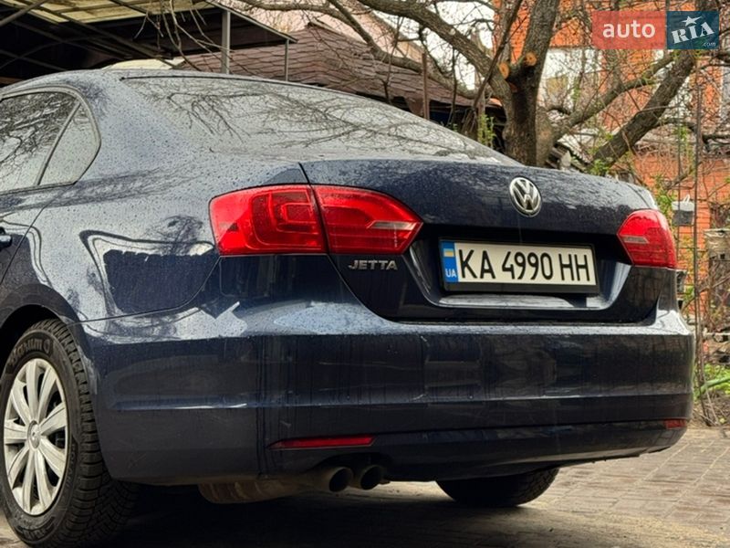 Седан Volkswagen Jetta 2014 в Киеве