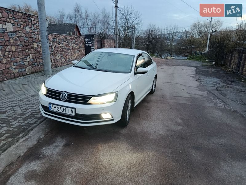 Volkswagen Jetta 2016