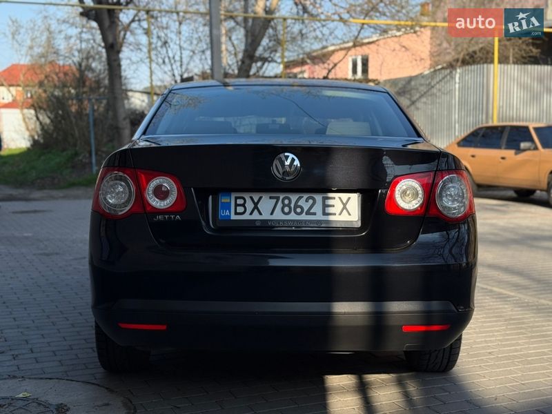 Седан Volkswagen Jetta 2005 в Могилев-Подольске