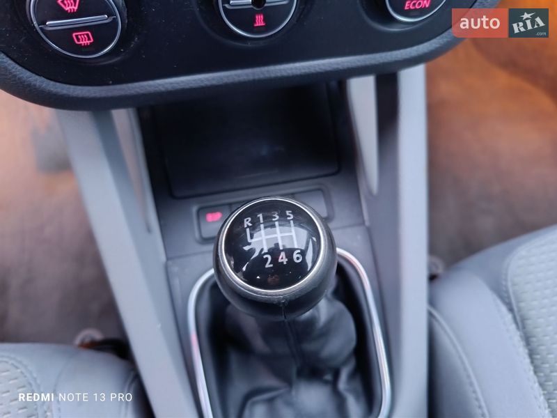 Седан Volkswagen Jetta 2006 в Тернополі