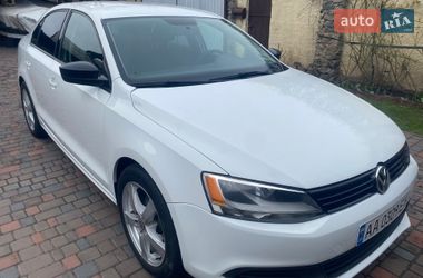 Седан Volkswagen Jetta 2014 в Киеве