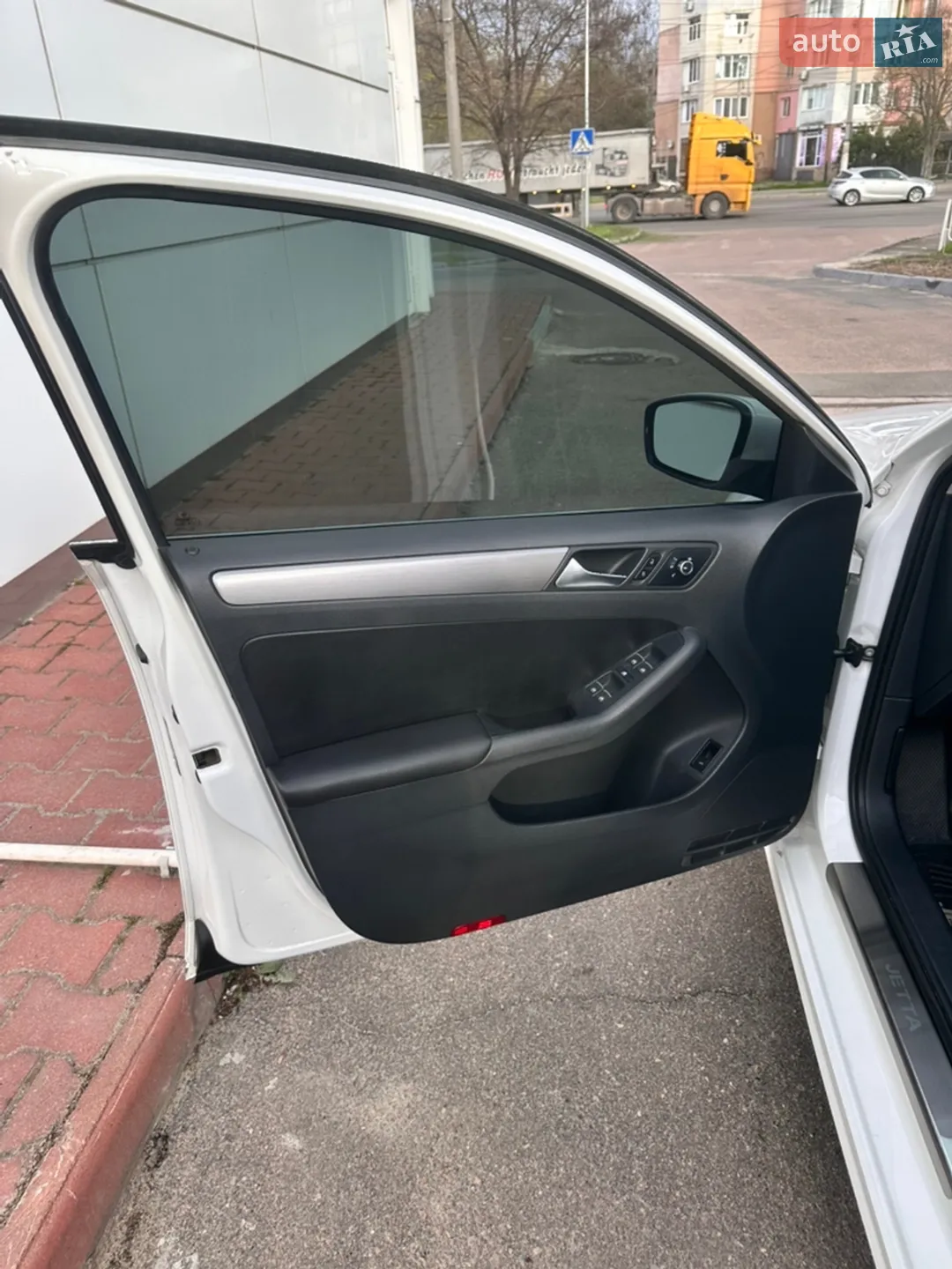 2012 Volkswagen Jetta - мініатюра 26
