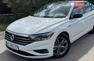 Седан Volkswagen Jetta 2018 в Львове