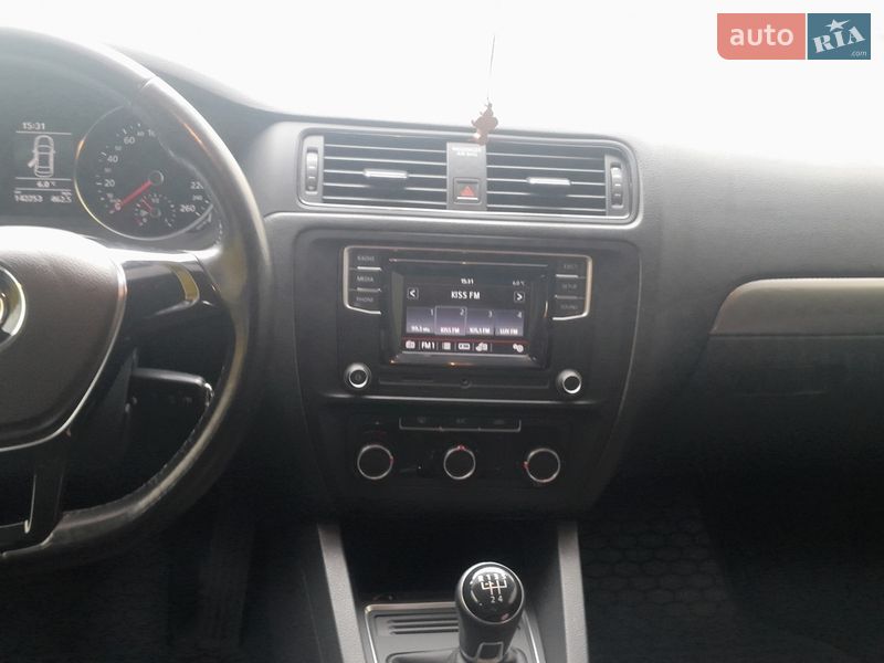 Седан Volkswagen Jetta 2016 в Кропивницькому