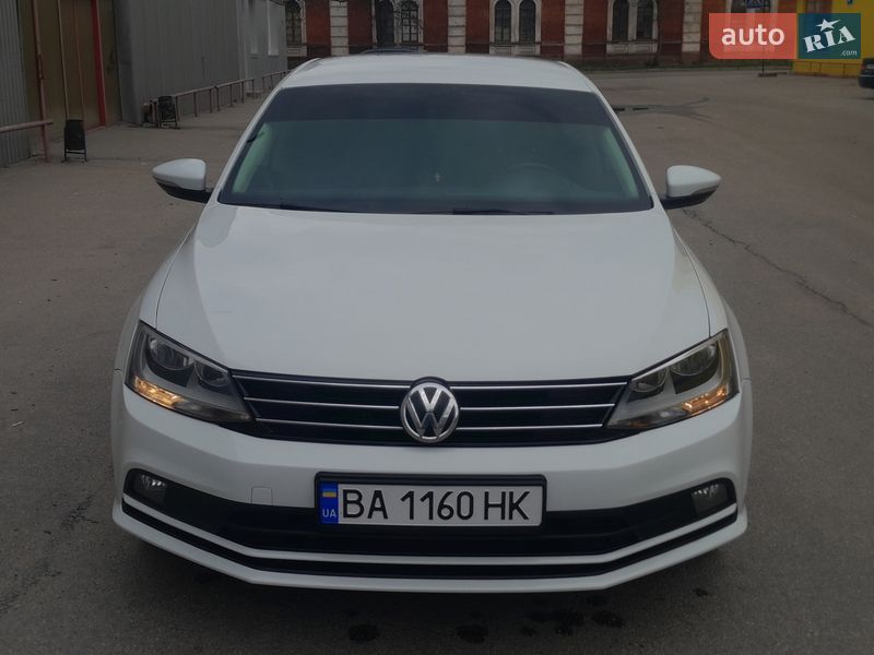 Седан Volkswagen Jetta 2016 в Кропивницькому