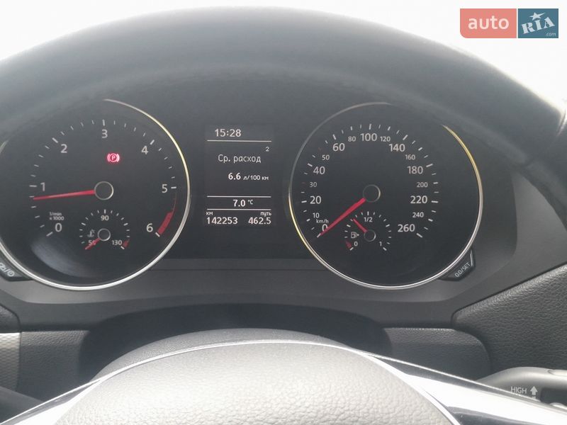 Седан Volkswagen Jetta 2016 в Кропивницькому