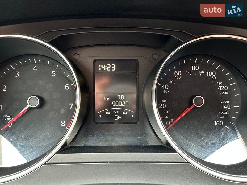 Седан Volkswagen Jetta 2015 в Харькове