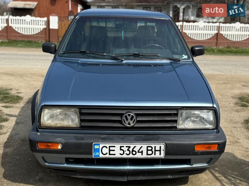 Седан Volkswagen Jetta 1991 в Красноильске