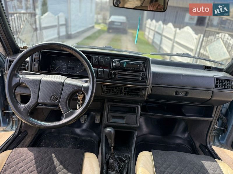 Седан Volkswagen Jetta 1991 в Красноильске