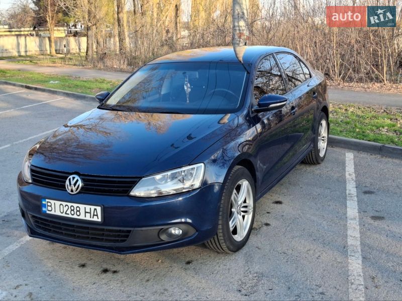 Седан Volkswagen Jetta 2011 в Полтаве фото Седан Volkswagen Jetta 2011 в Полтаве