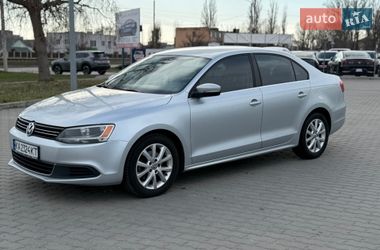 Седан Volkswagen Jetta 2013 в Кременчуге
