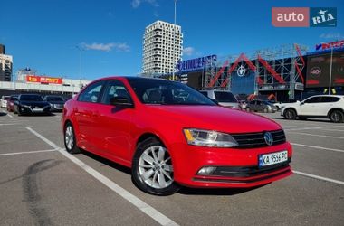 Седан Volkswagen Jetta 2015 в Киеве