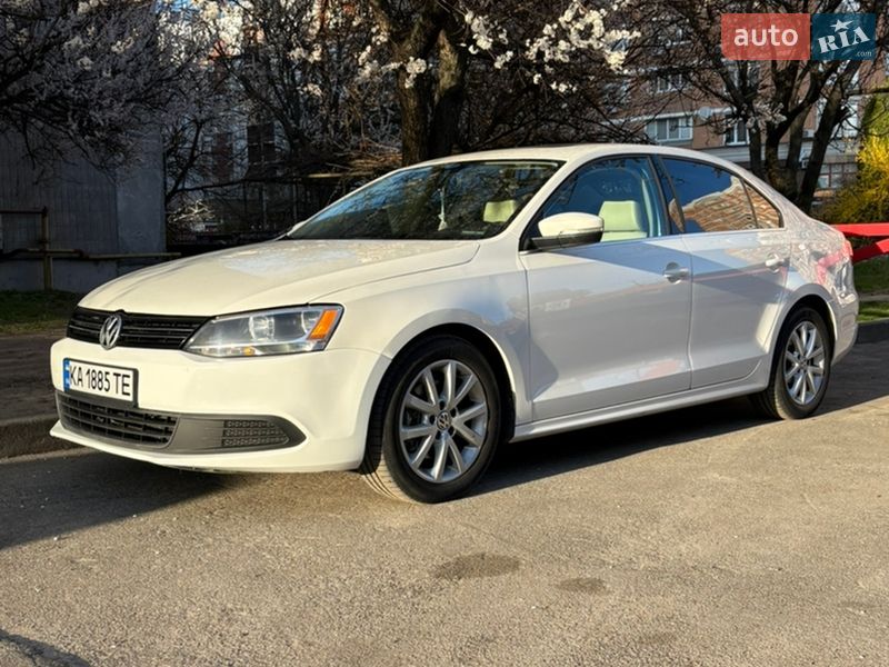 Седан Volkswagen Jetta 2013 в Киеве