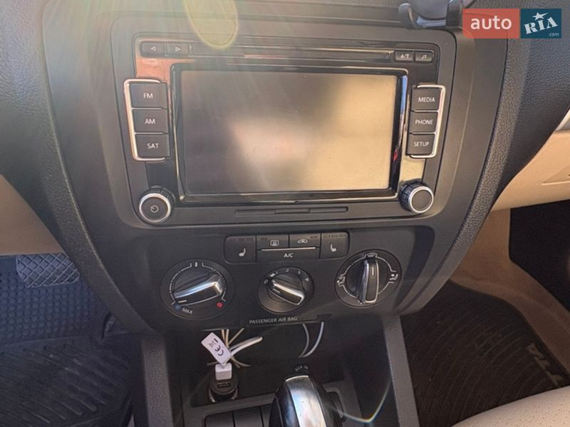 Седан Volkswagen Jetta 2013 в Киеве