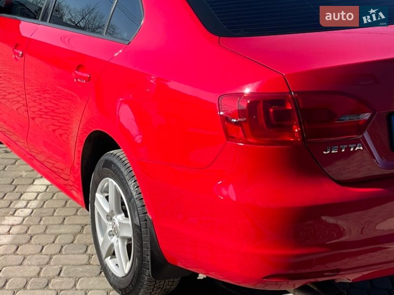 Седан Volkswagen Jetta 2012 в Ивано-Франковске