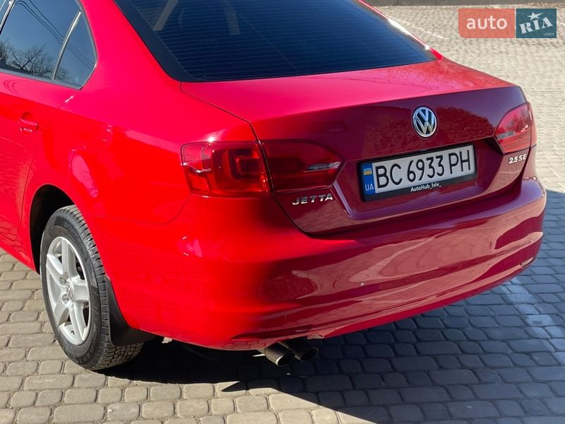 Седан Volkswagen Jetta 2012 в Ивано-Франковске
